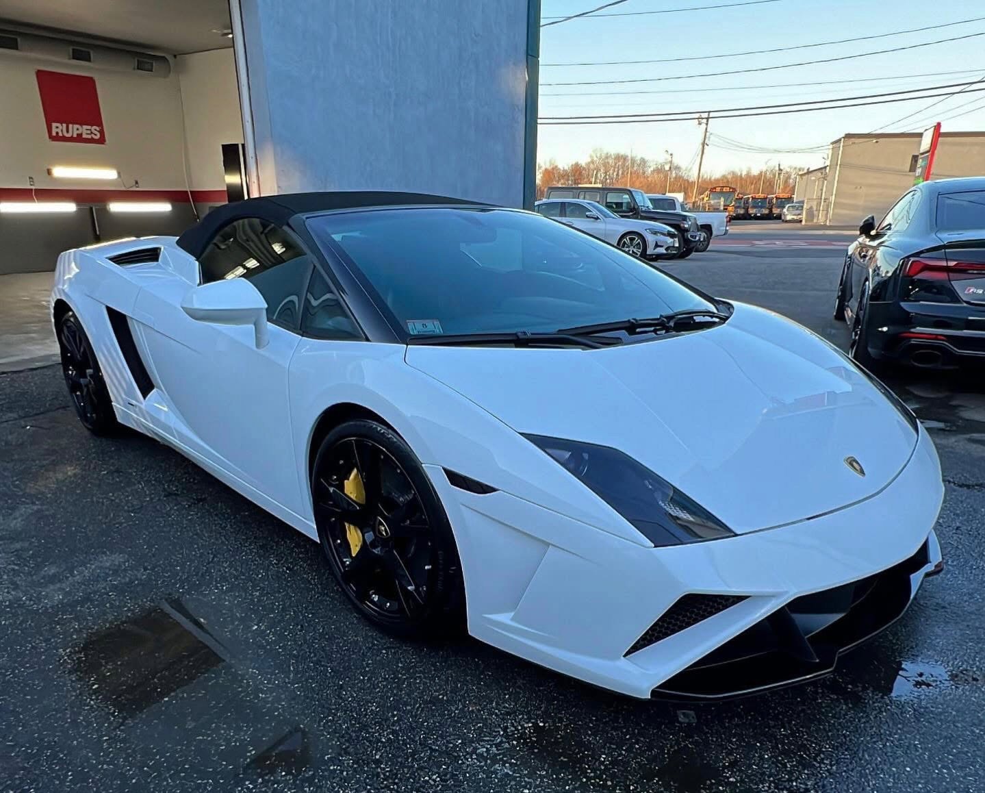 Used 2013 Lamborghini Gallardo LP 560-4 image 2
