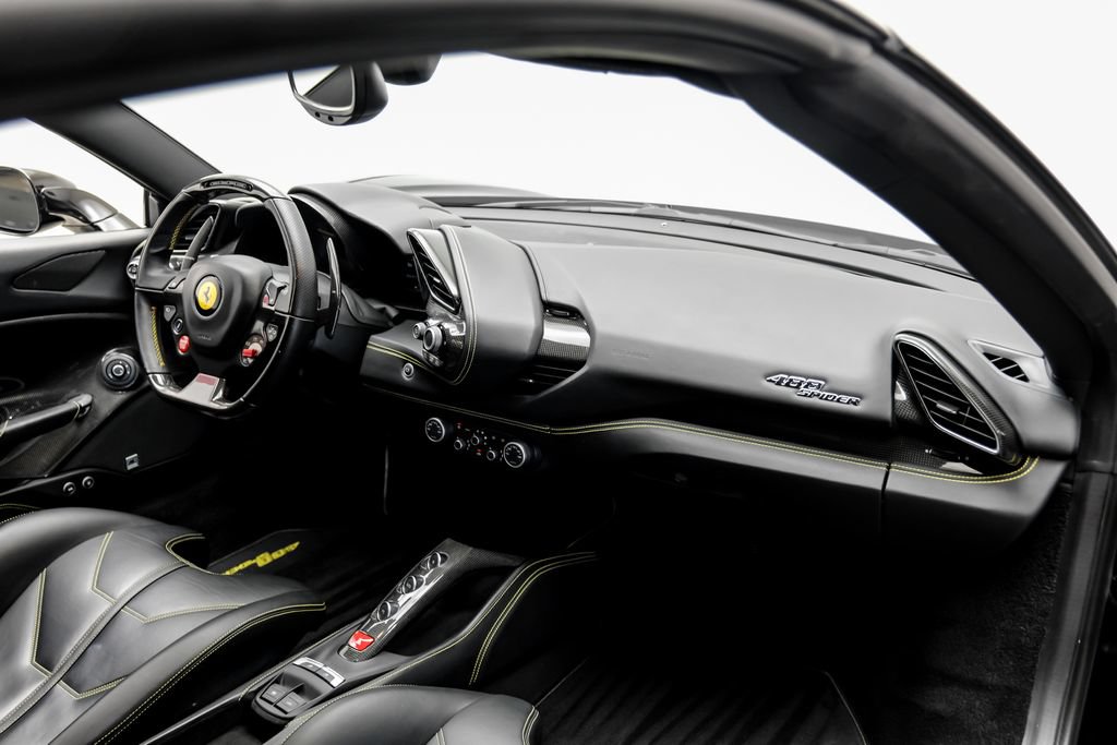 Used 2018 Ferrari 488 Spider RWD image 13