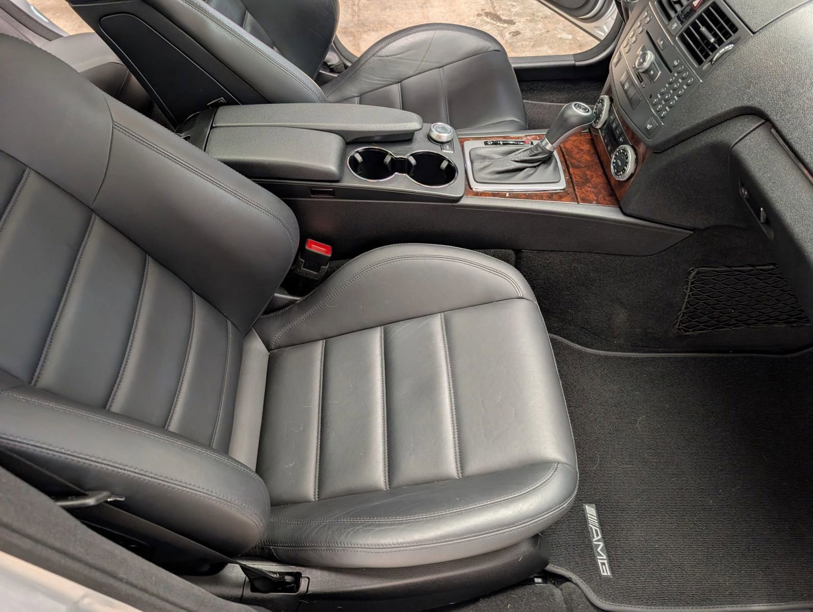 Used 2009 Mercedes-Benz C 63 AMG Sedan image 15