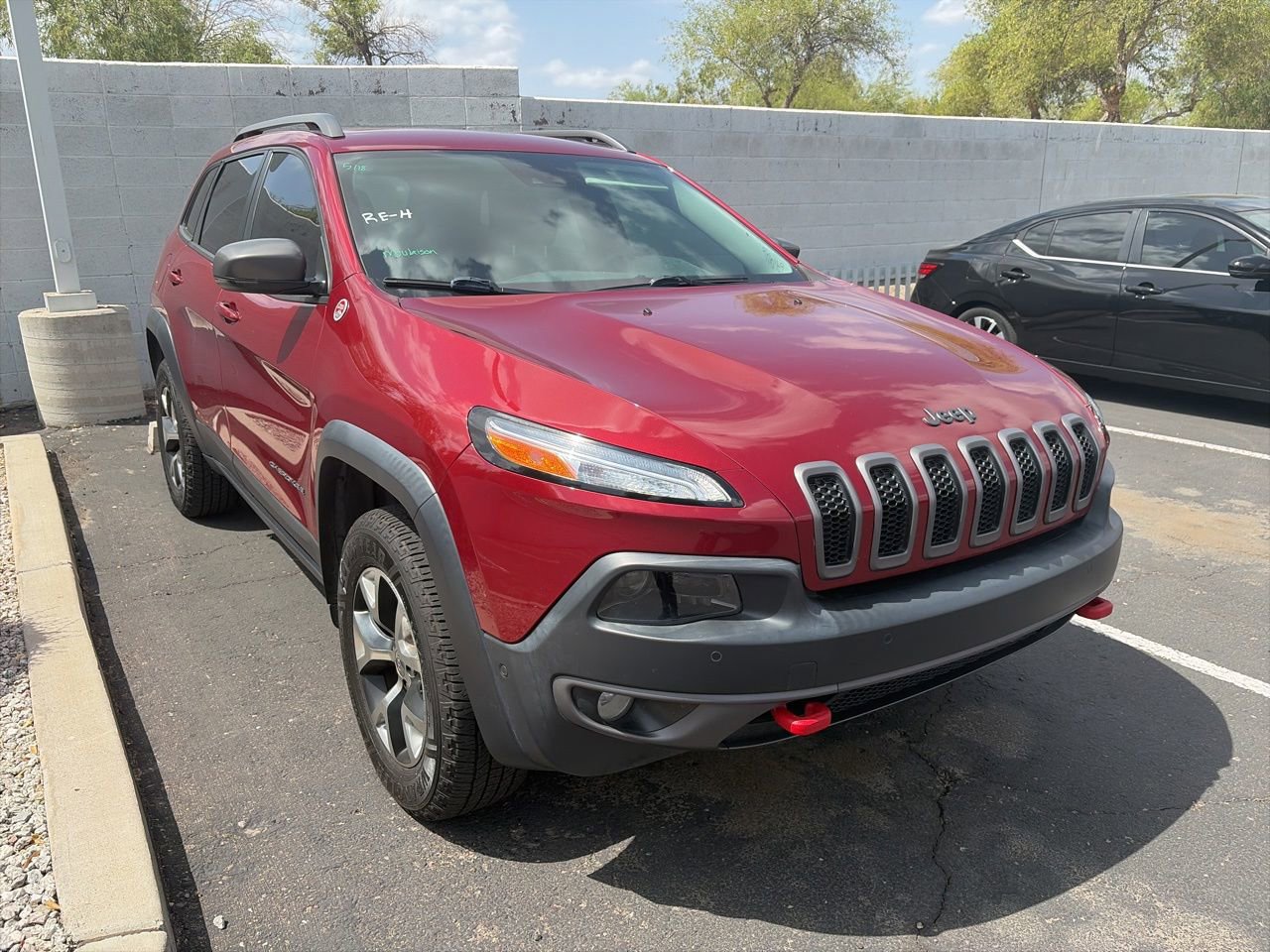Used 2015 Jeep Cherokee Trailhawk w/ Comfort/Convenience Group AWD/4WD image 4