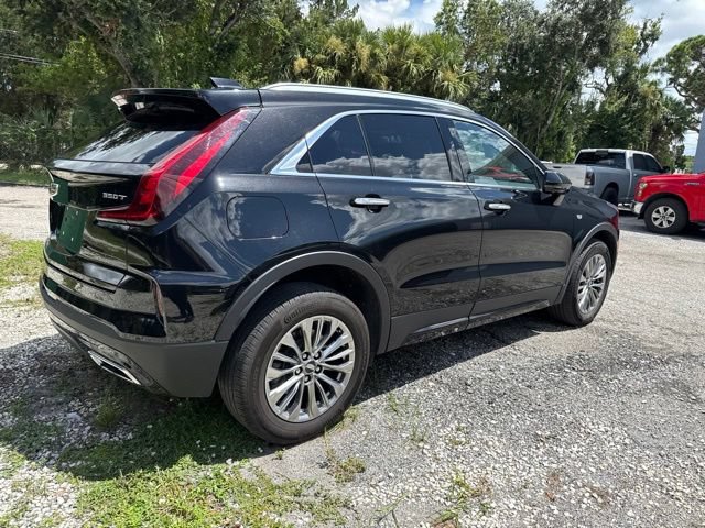 Used 2025 Cadillac XT4 Premium Luxury AWD/4WD image 5