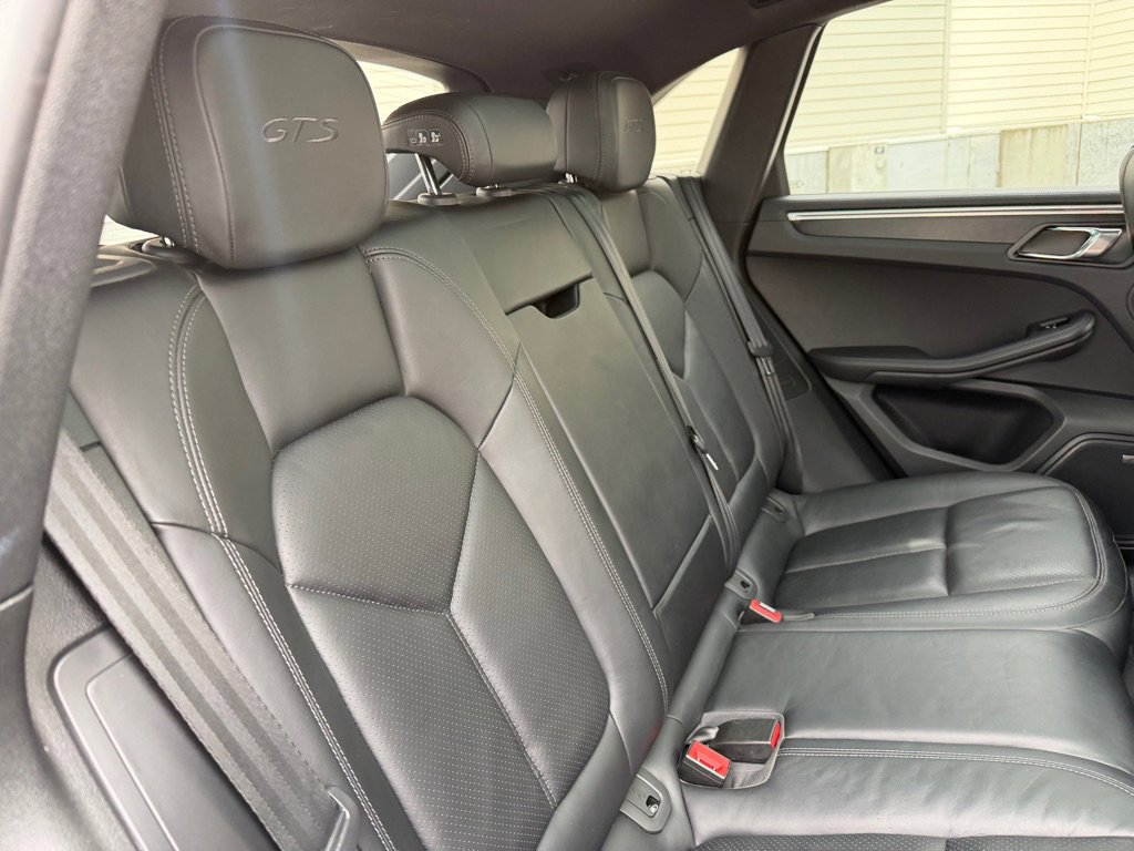 Used 2017 Porsche Macan GTS image 23