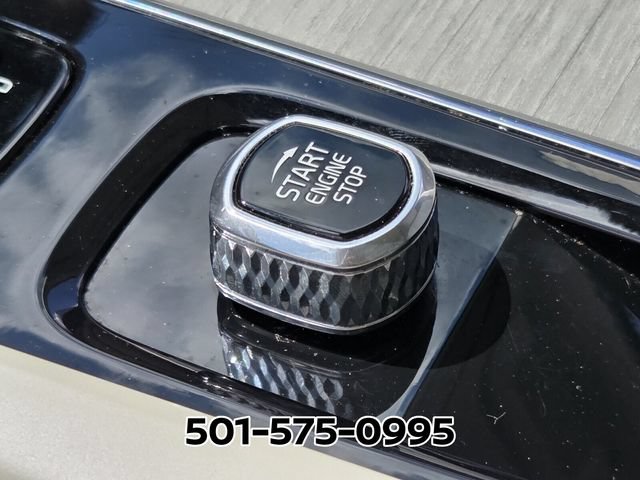 Used 2023 Volvo XC60 B5 Plus AWD/4WD image 29