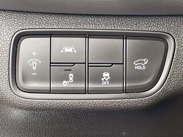 Used 2020 Hyundai Santa Fe Limited FWD image 18
