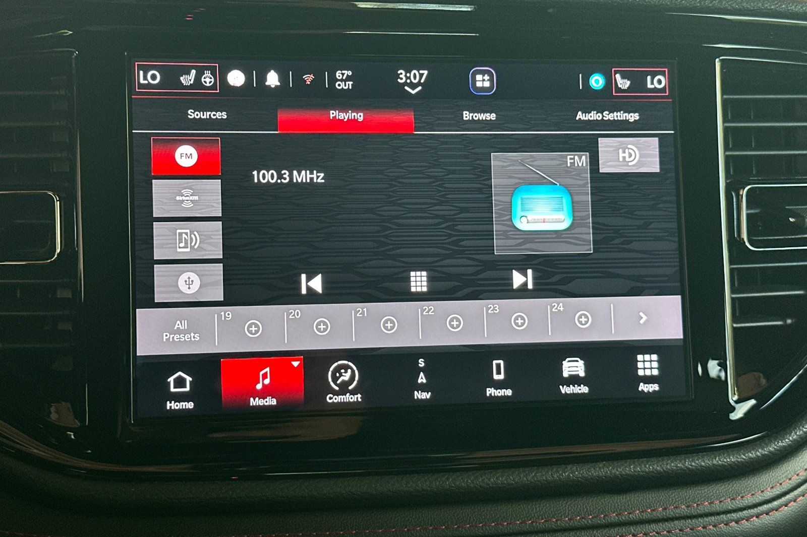 Used 2025 Dodge Durango GT AWD/4WD image 19
