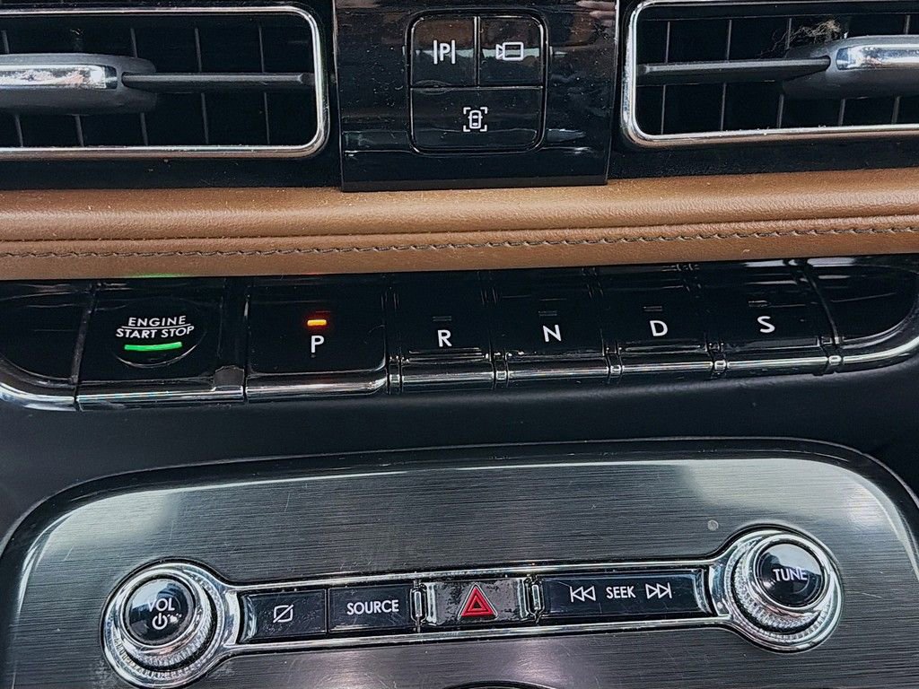 Used 2022 Lincoln Nautilus Reserve image 38