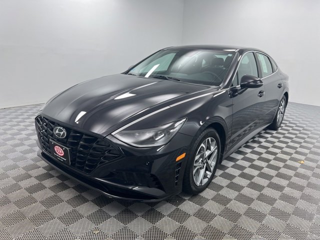 Used 2023 Hyundai Sonata SEL image 2