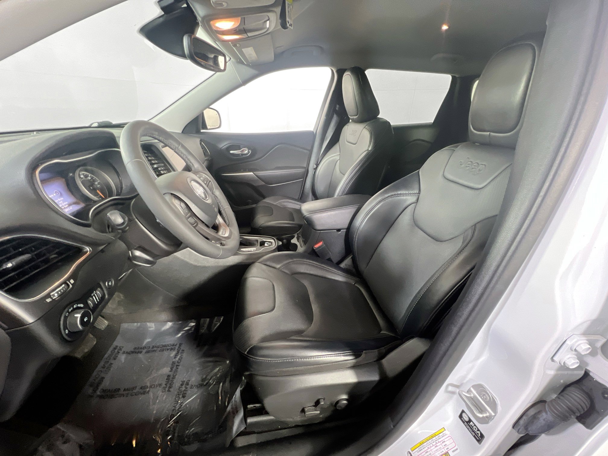 Used 2022 Jeep Cherokee Latitude Lux AWD/4WD image 20