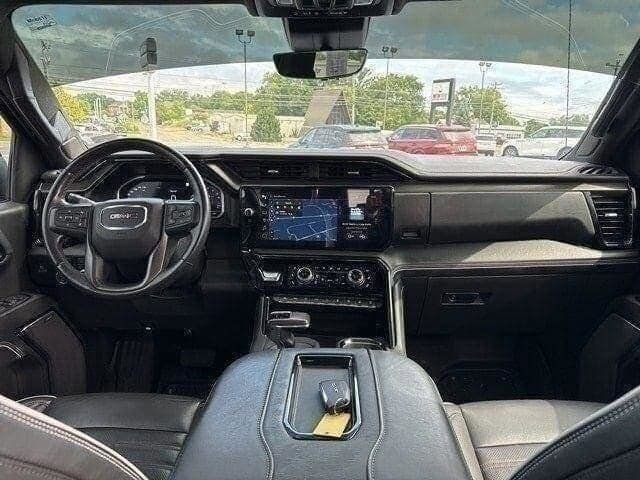 Used 2022 GMC Sierra 1500 AT4X image 23