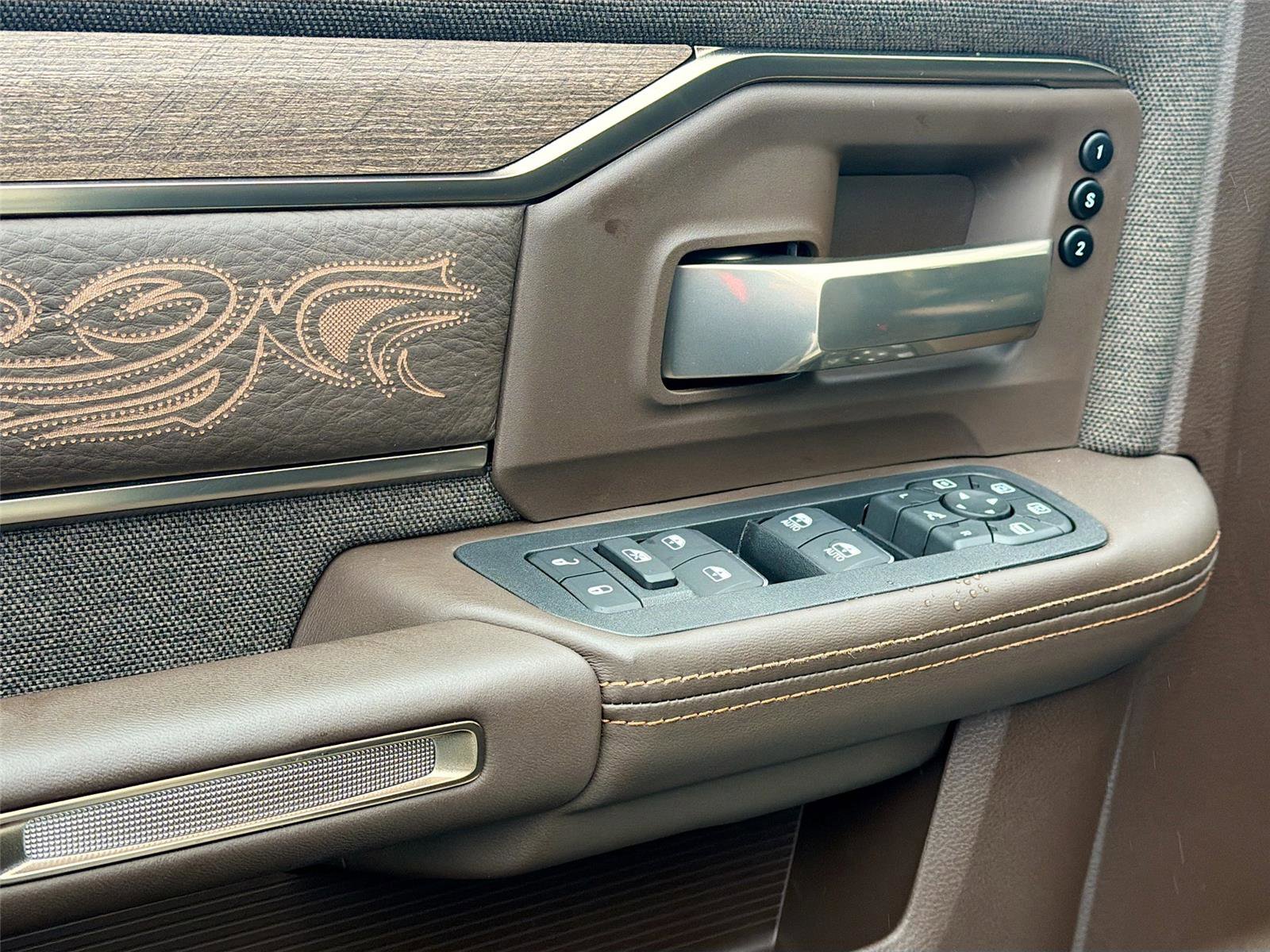 New 2026 RAM 3500 Longhorn image 18