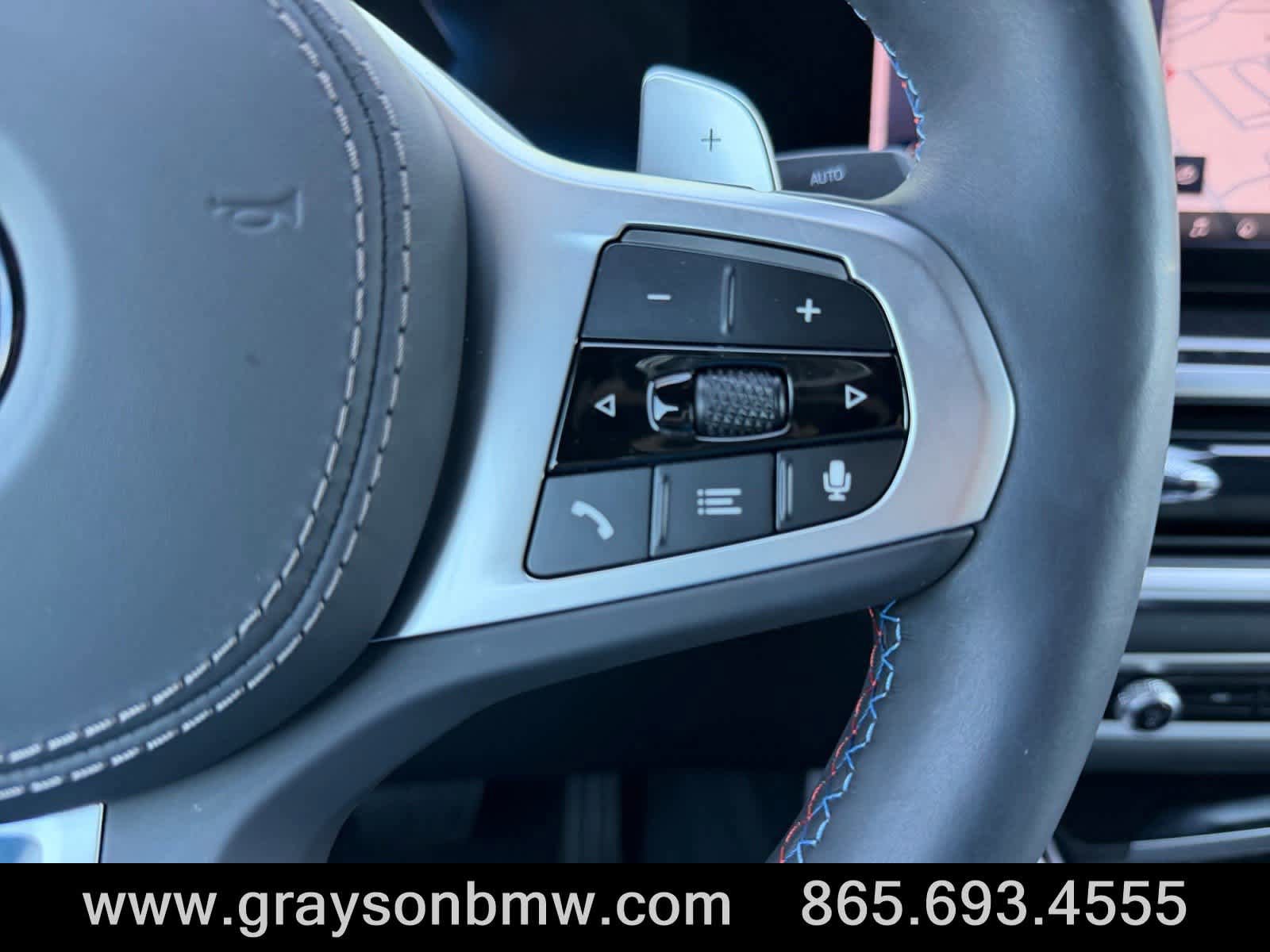 Used 2025 BMW X6 M60i AWD/4WD image 27