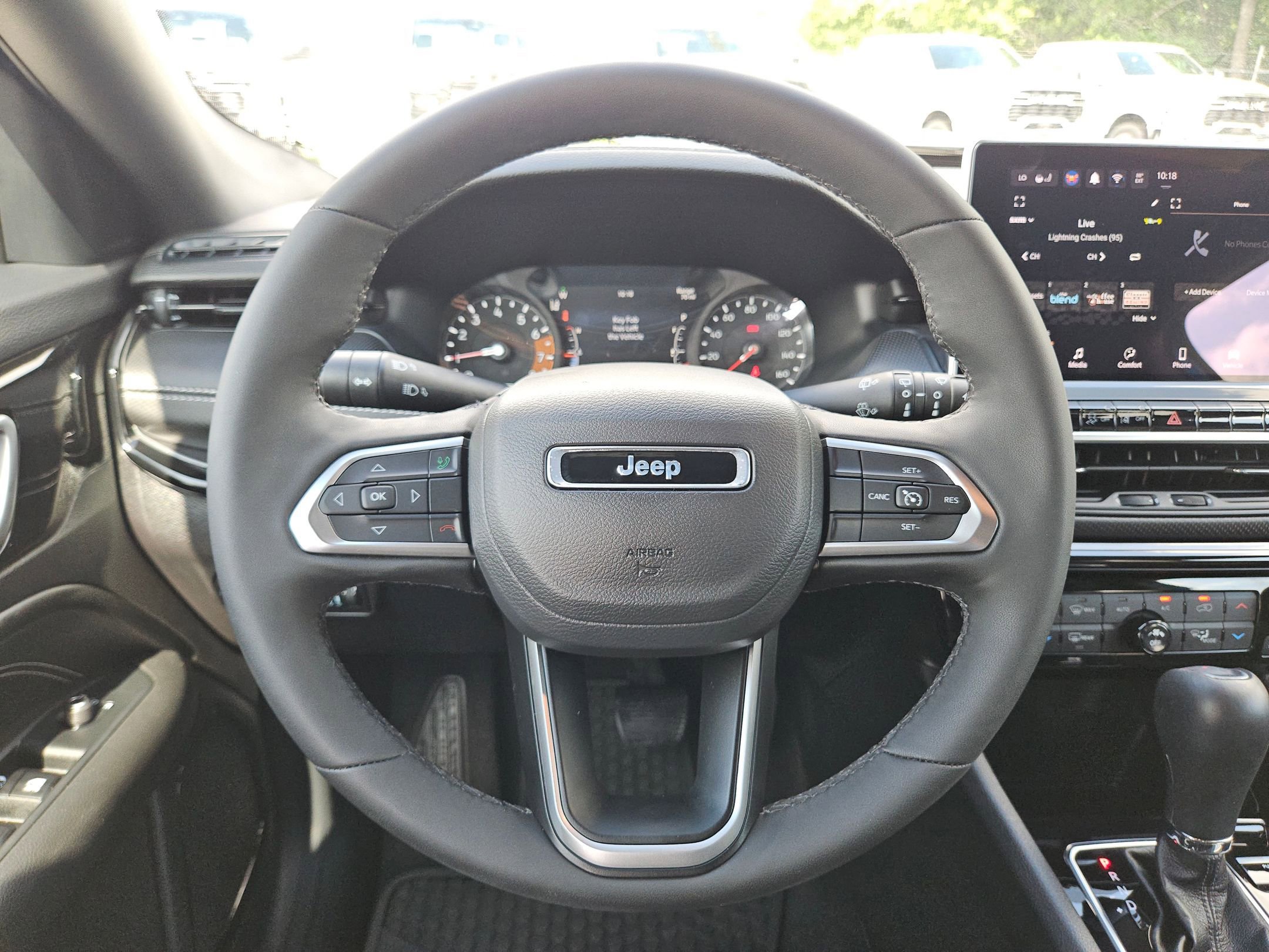 Used 2024 Jeep Compass Latitude w/ Convenience Group AWD/4WD image 20