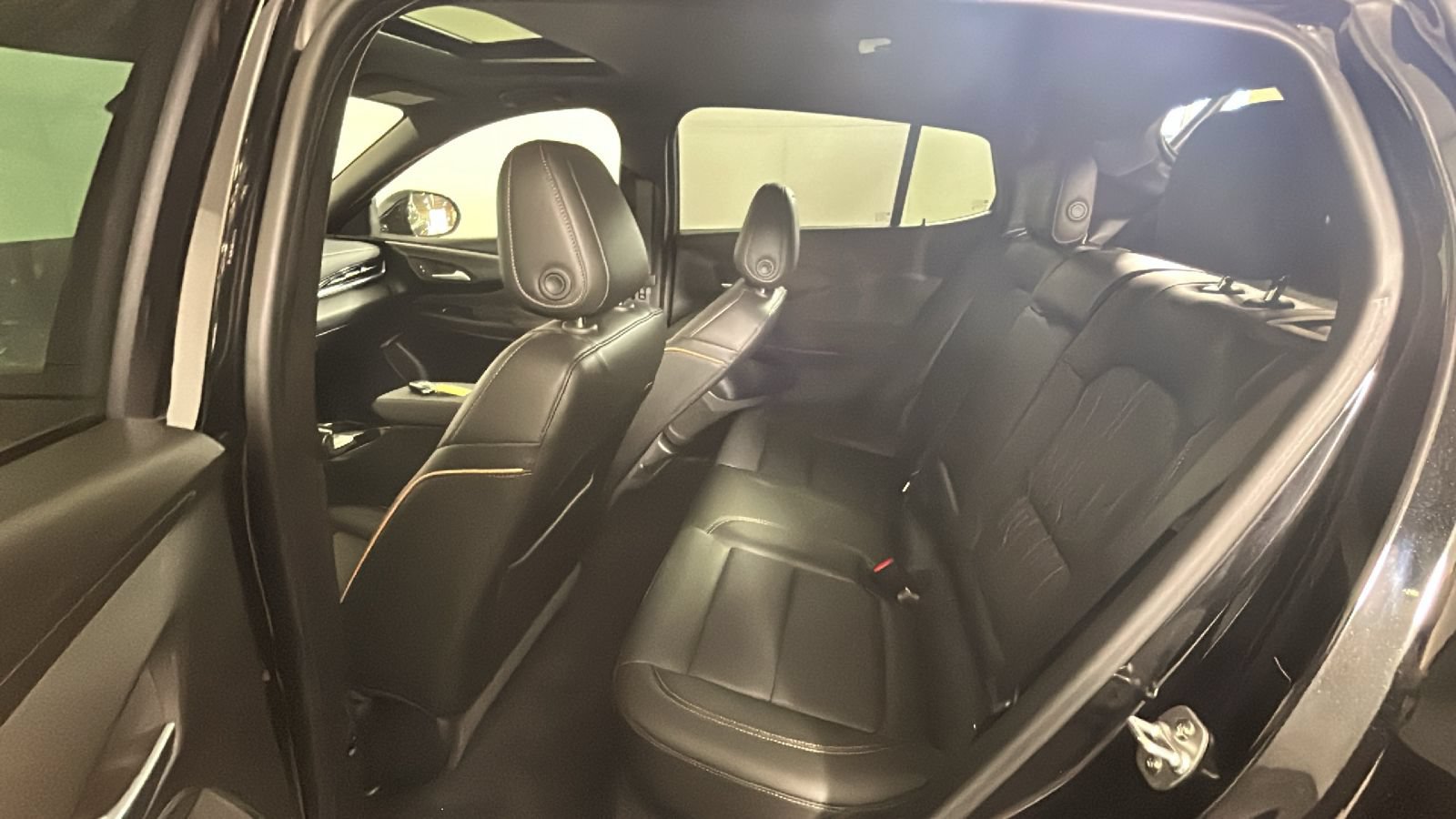 Used 2024 Buick Envista Avenir FWD image 31
