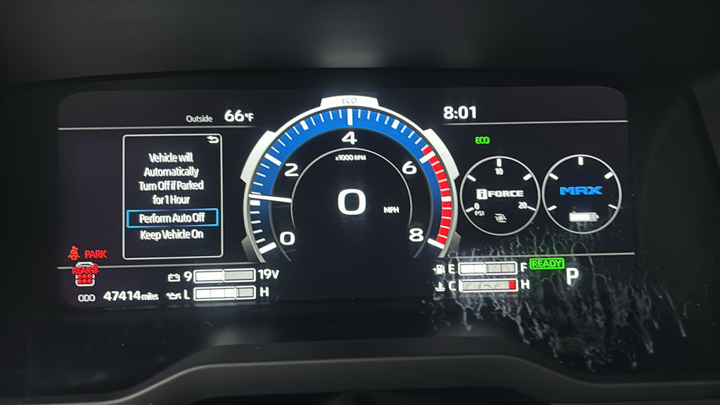 Used 2025 Toyota Sequoia SR5 w/ SR5 Premium Package AWD/4WD image 19