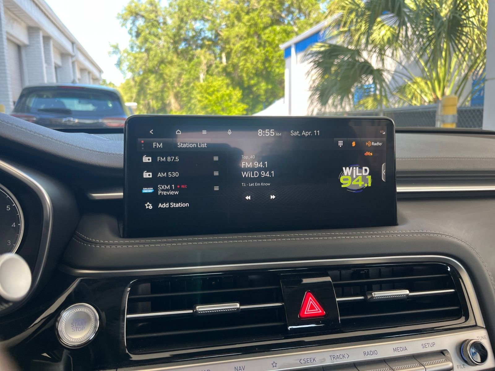 Used 2025 Genesis G70 2.5T image 21