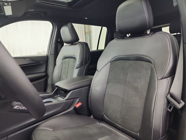 New 2025 Jeep Grand Cherokee L Altitude image 33