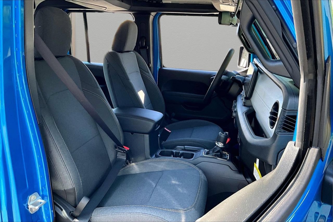 New 2026 Jeep Gladiator Sport AWD/4WD image 20
