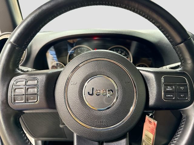 Used 2017 Jeep Wrangler Unlimited Sahara image 12