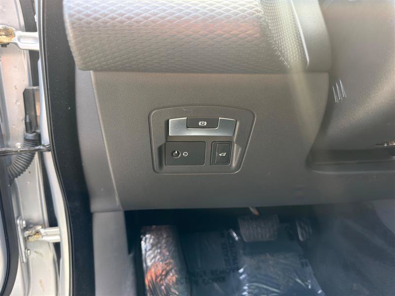 Used 2018 Land Rover Range Rover Velar S AWD/4WD image 11