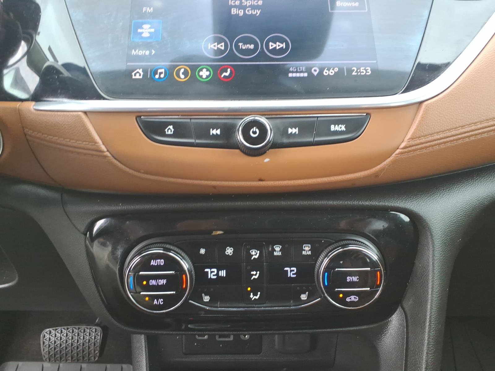 Used 2020 Buick Encore GX Essence image 15