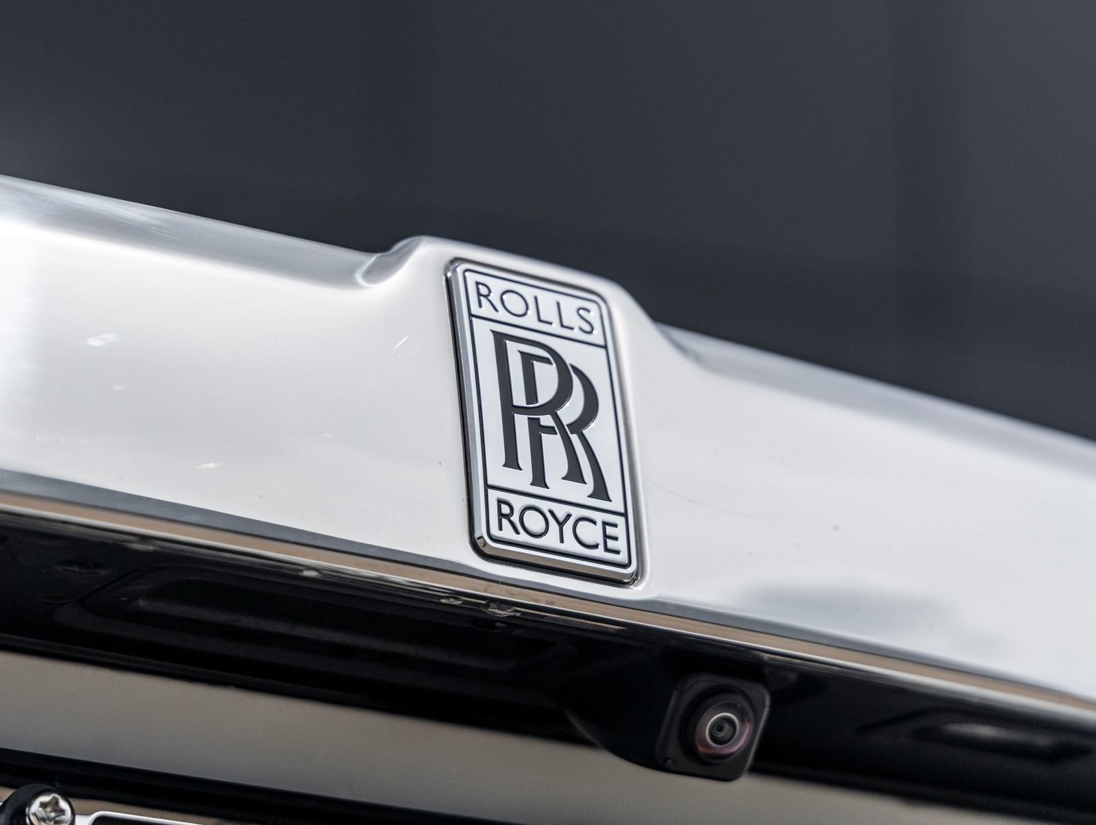 Used 2023 Rolls-Royce Phantom Extended Wheelbase w/ Leather Finishing Pack RWD image 15