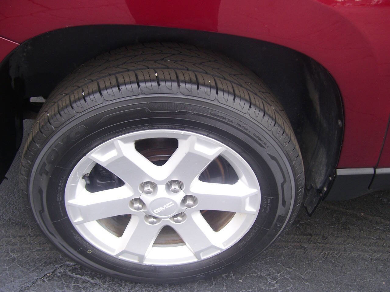 Used 2016 GMC Acadia SLE image 3