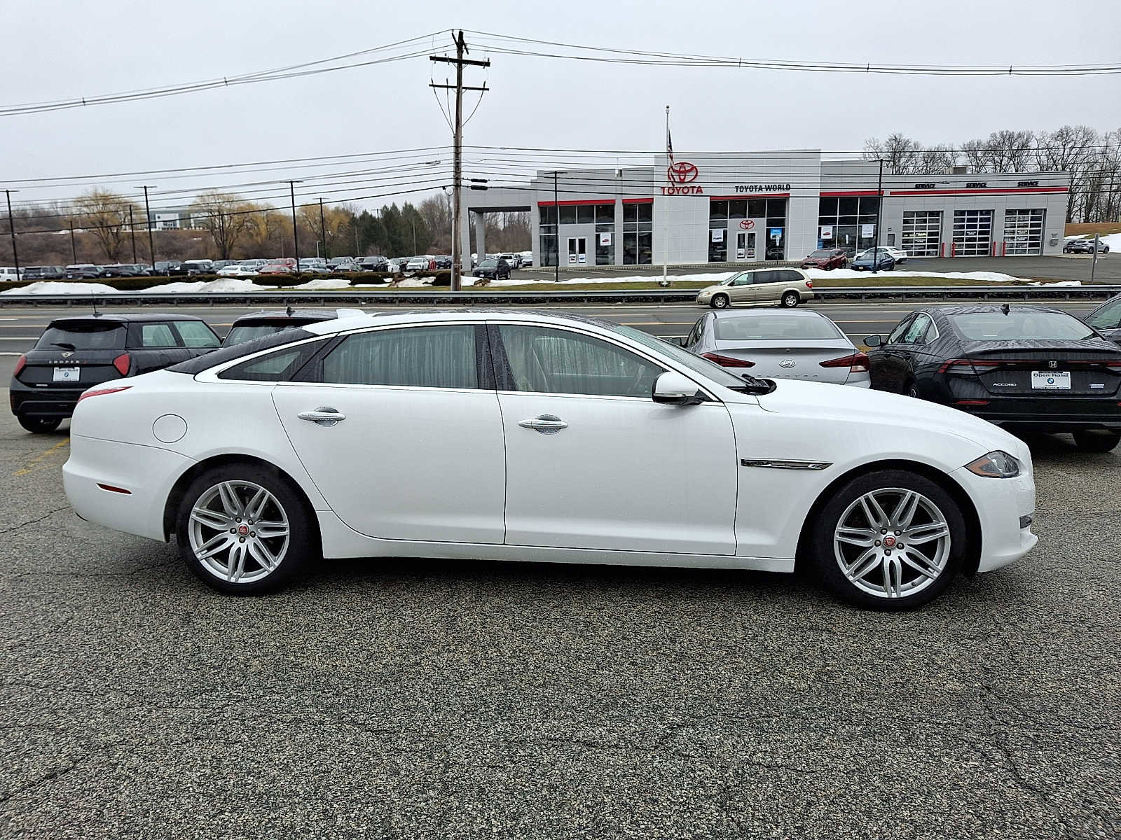 Used 2019 Jaguar XJ L Portfolio image 7