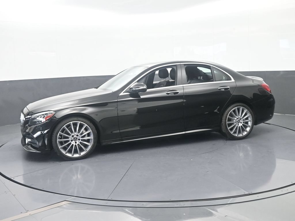 Used 2021 Mercedes-Benz C 300 Sedan image 2