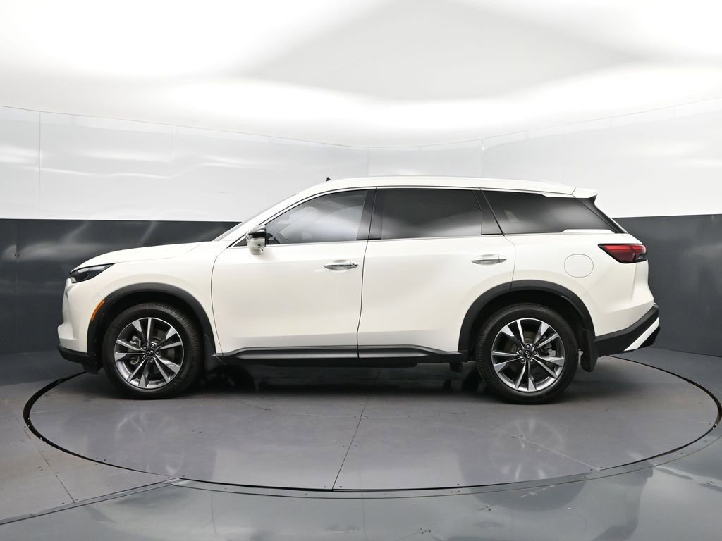 Certified 2023 INFINITI QX60 Luxe w/ Vision Package FWD image 4