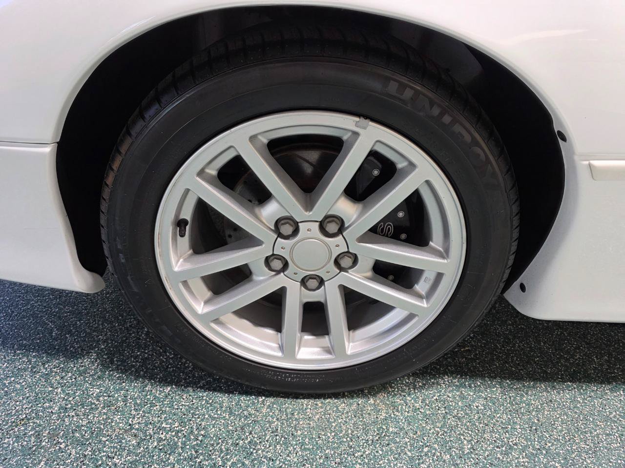 Used 2002 Chevrolet Camaro Z28 w/ SS Performance/Appearance Pkg RWD image 12