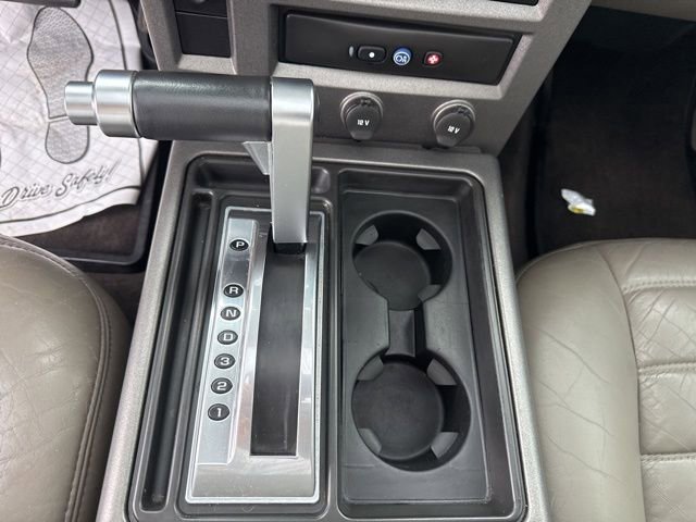 Used 2004 HUMMER H2 w/ Preferred Equipment Group image 38