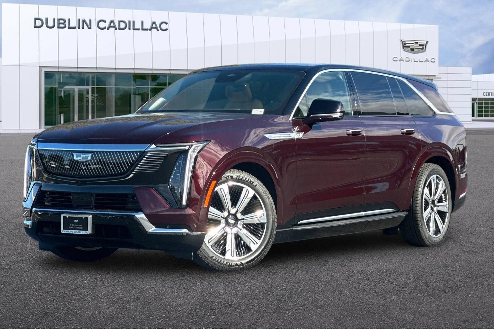 Certified 2026 Cadillac Escalade IQ Luxury 2 w/ LPO, Etrunk Organizer Package AWD/4WD image 8