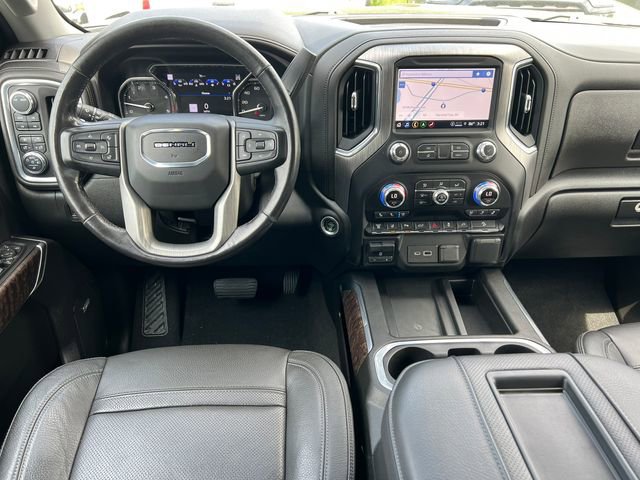 Used 2022 GMC Sierra 2500 Denali w/ Denali Ultimate Package AWD/4WD image 2