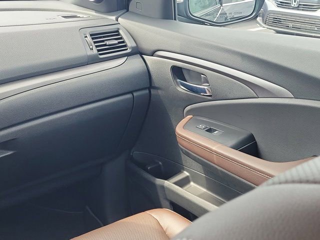 Certified 2025 Honda Ridgeline RTL image 4