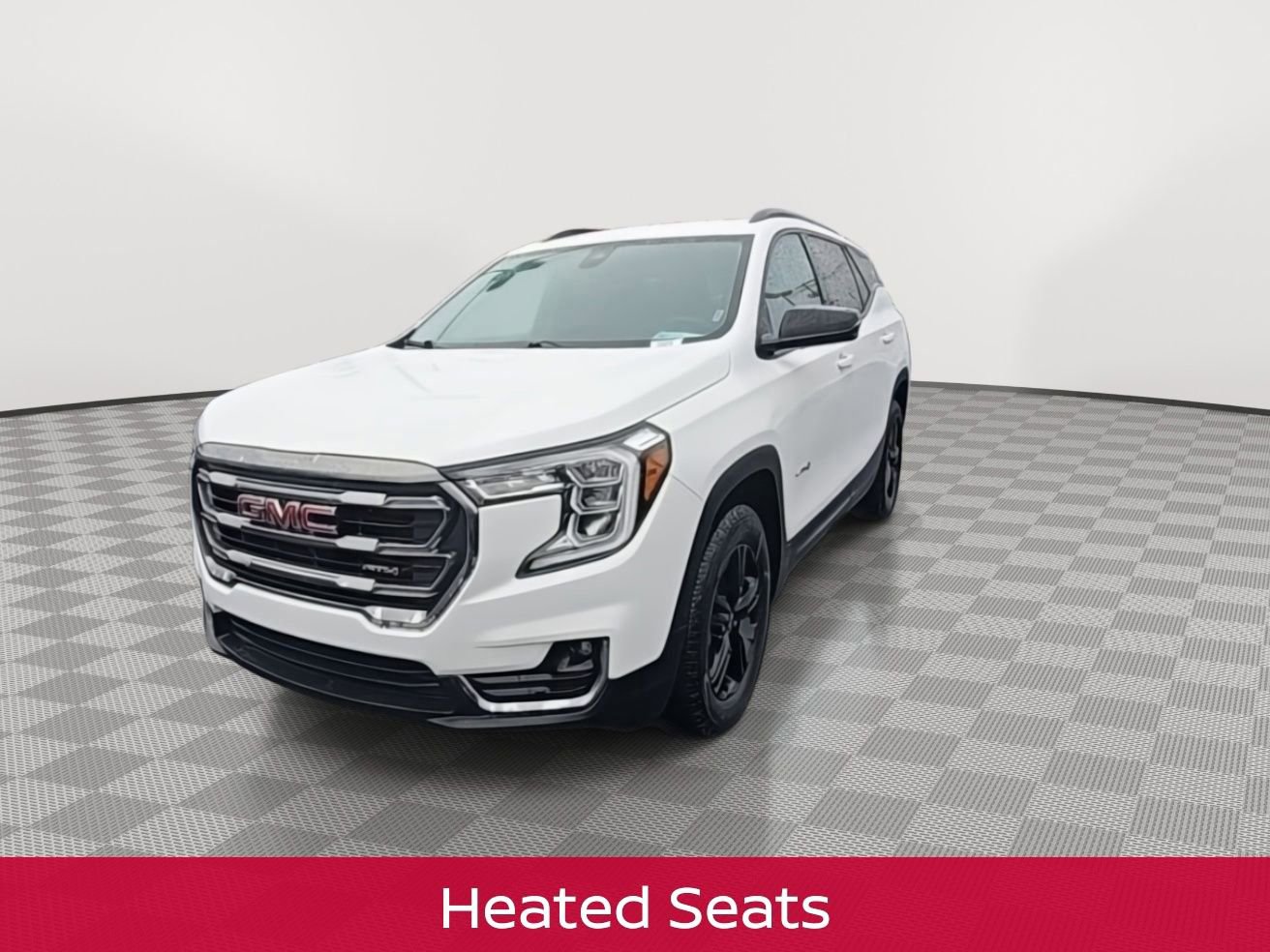 Used 2023 GMC Terrain AT4 image 4