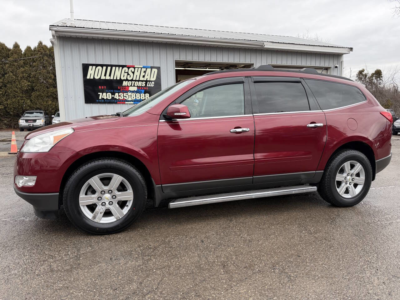 Used 2011 Chevrolet Traverse LT w/ LPO, 'HIT The Road' Package AWD/4WD image 1