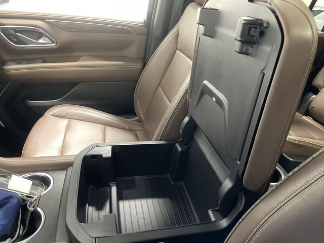 Used 2021 Chevrolet Suburban High Country AWD/4WD image 23