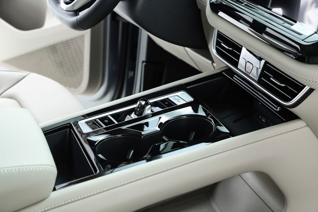 New 2026 Volkswagen Atlas SE image 73