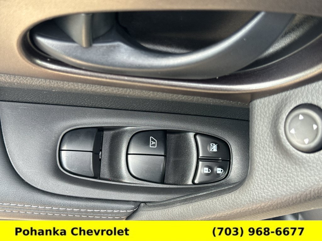 Used 2019 Nissan Rogue Sport S AWD/4WD image 22