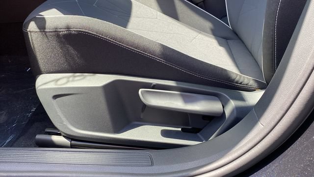 New 2026 Volkswagen Jetta Sport FWD image 19