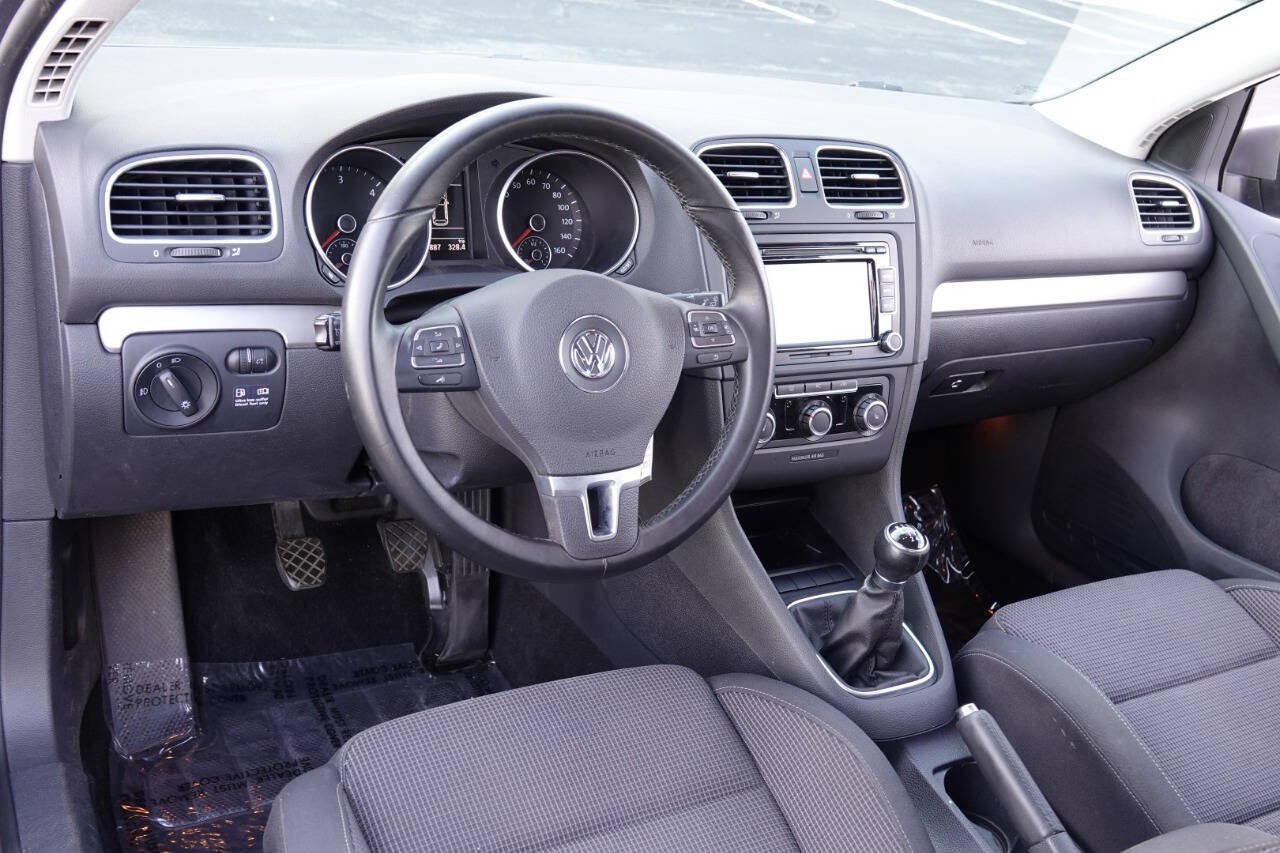 Used 2011 Volkswagen Golf TDI FWD image 56
