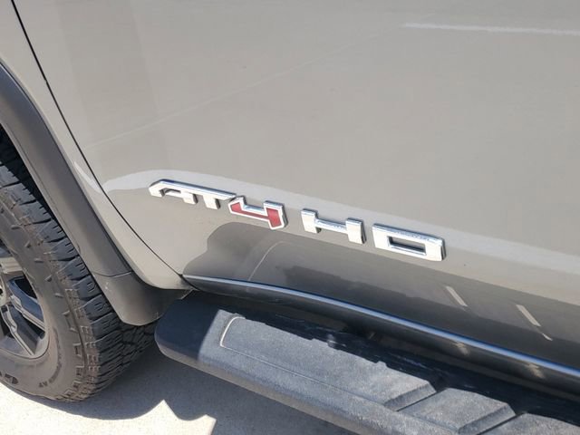 Used 2025 GMC Sierra 2500 AT4 w/ AT4 Premium Plus Package AWD/4WD image 7