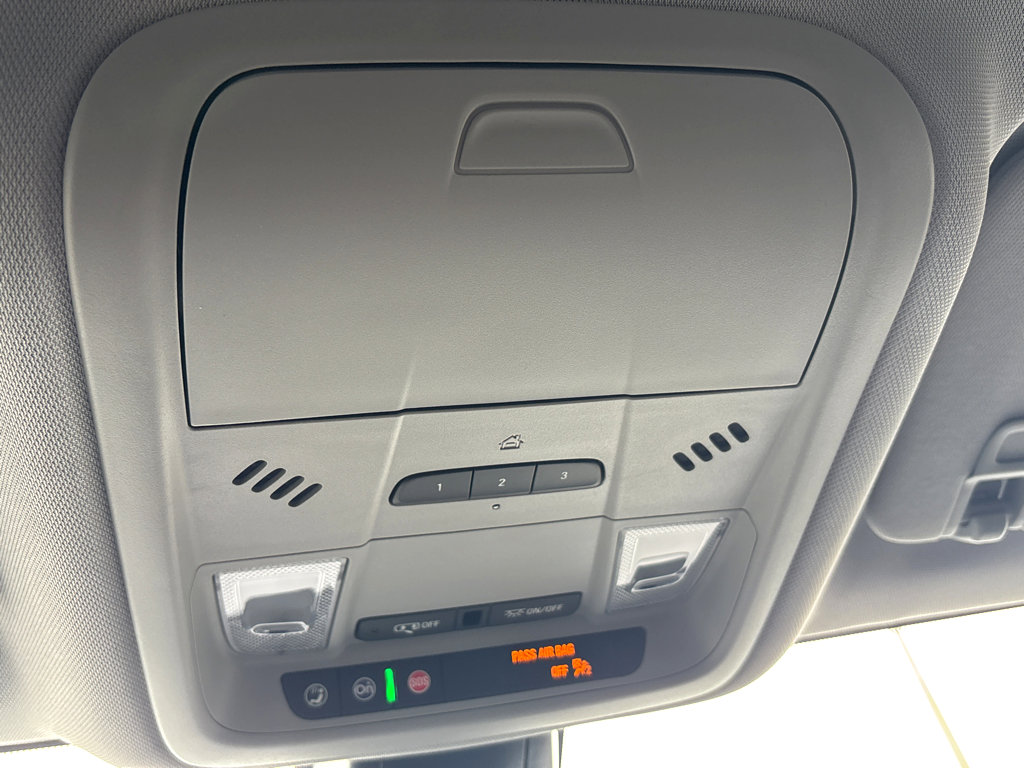 New 2026 Chevrolet Blazer LT w/ LPO, Black Sport Package FWD image 36