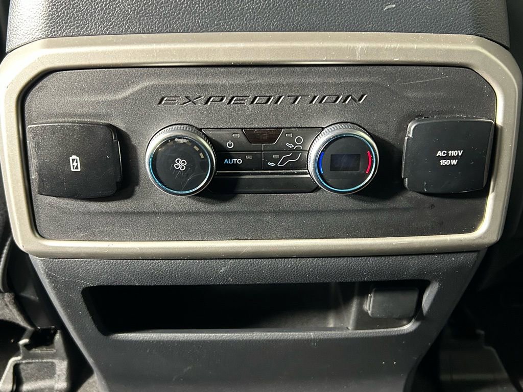 Used 2024 Ford Expedition Max XLT image 20