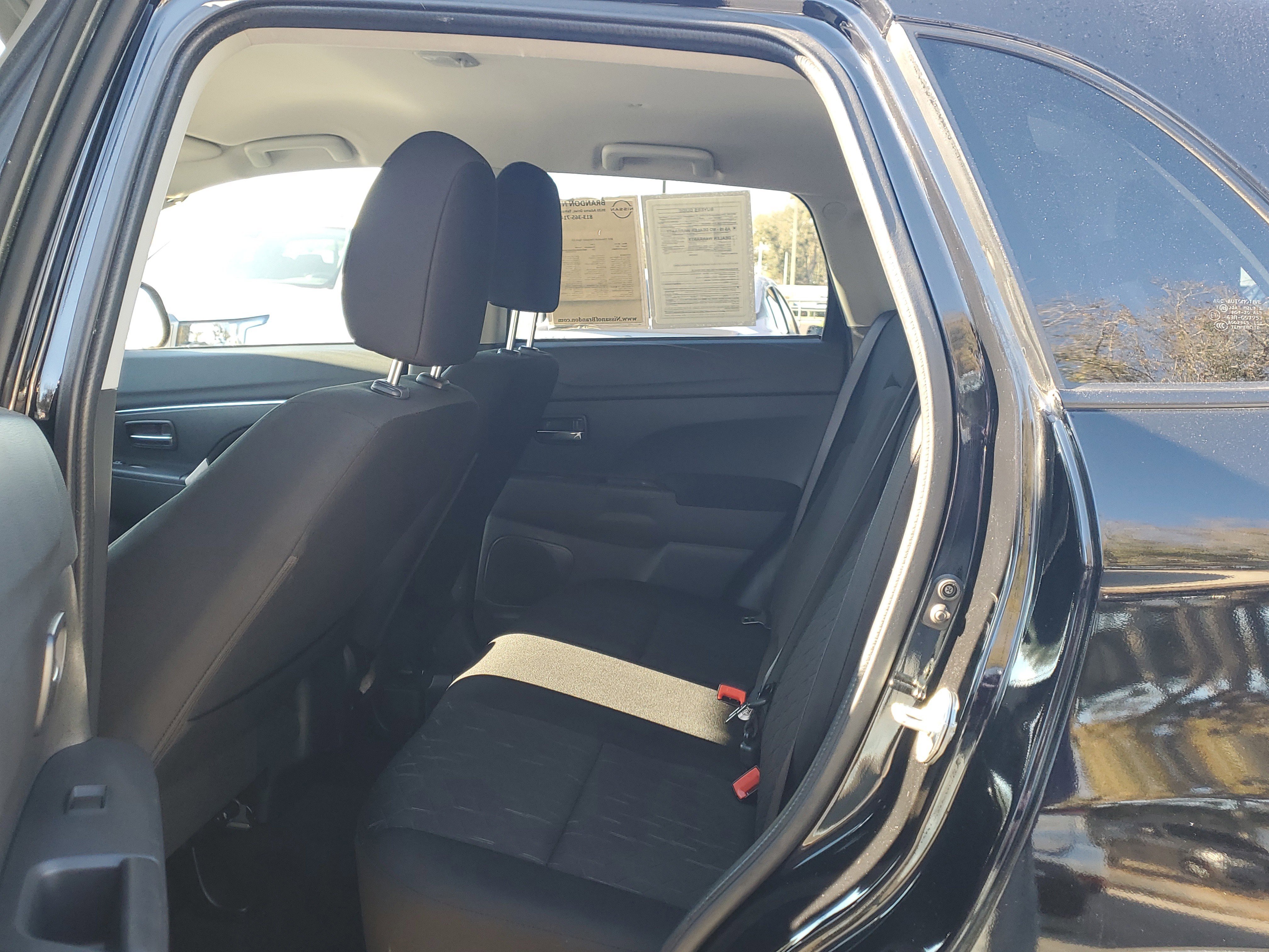 Used 2025 Mitsubishi Outlander Sport LE image 11