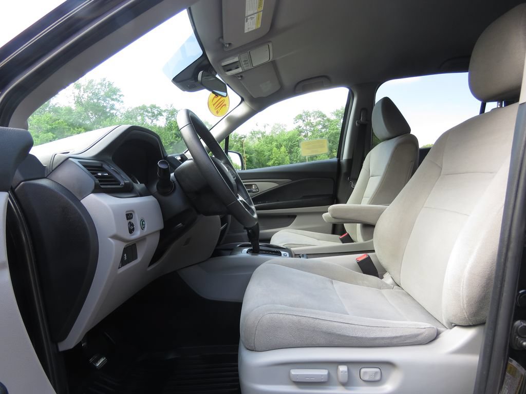 Used 2019 Honda Pilot EX image 10