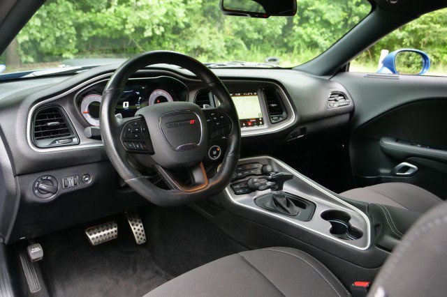 Used 2022 Dodge Challenger R/T Scat Pack RWD image 24