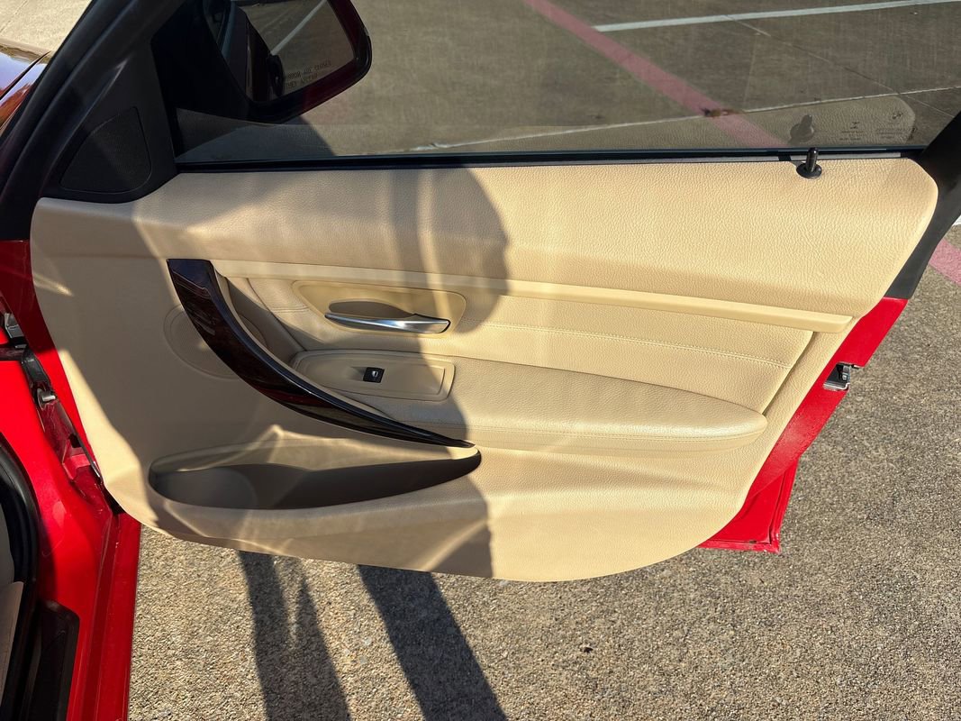 Used 2015 BMW 328i Sedan RWD image 27