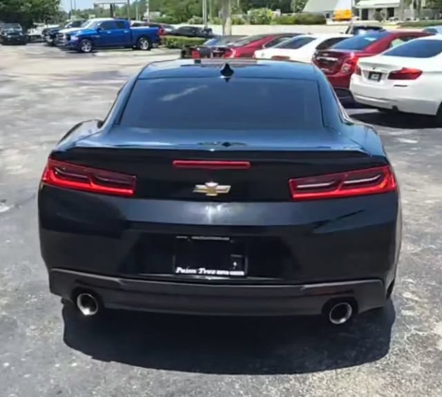 Used 2018 Chevrolet Camaro LT w/ RS Package RWD image 7