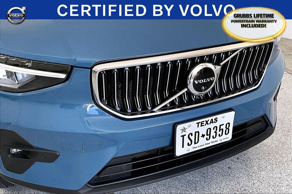 Used 2023 Volvo XC40 B5 Ultimate w/ Protection Package Premier image 38